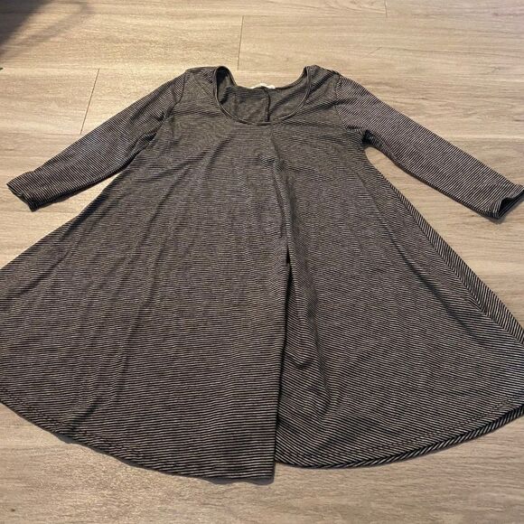 Rolla Coster grey striped 3/4 sleeve tunic size small - Picture 1 of 8